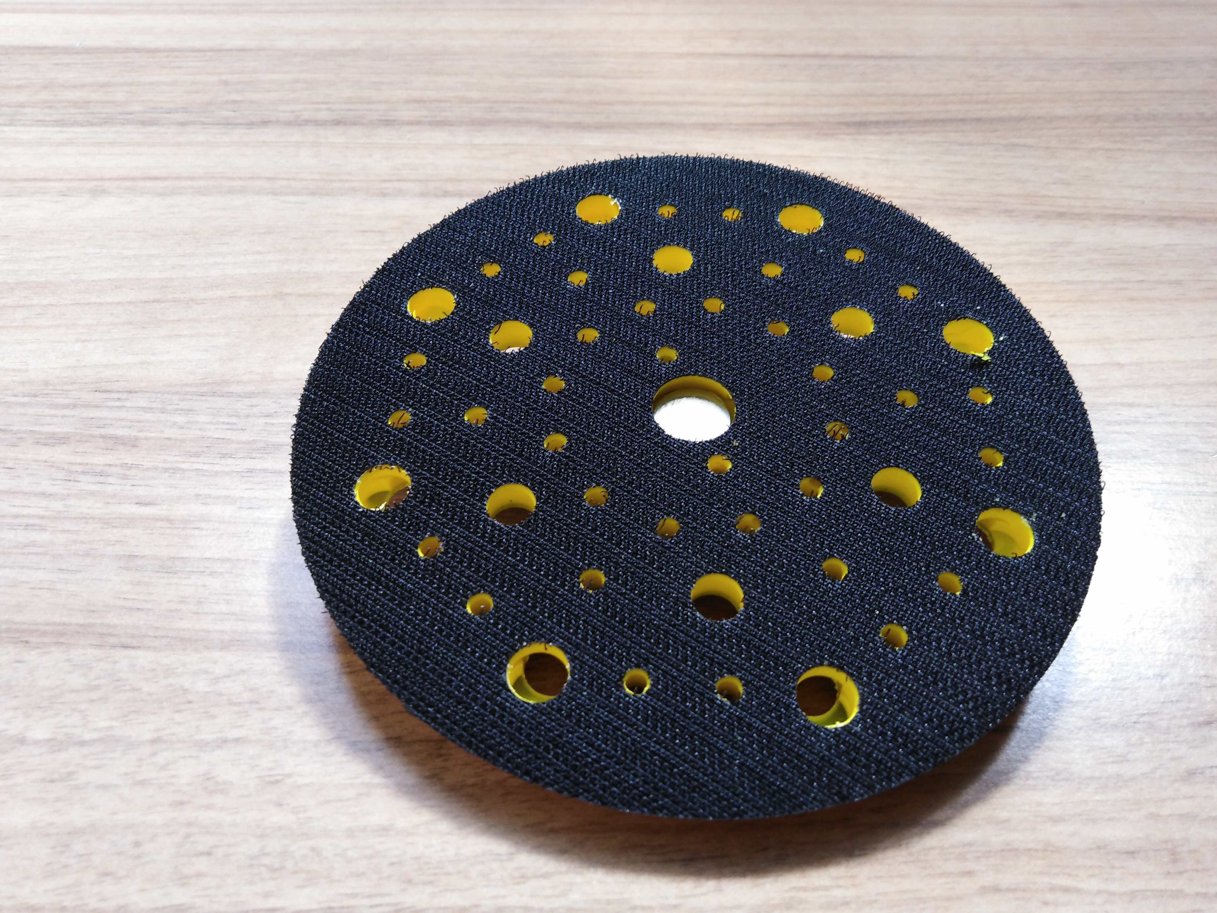 Plato velcro D150mm Duro 52 aspiraciones para lijadora - 01288