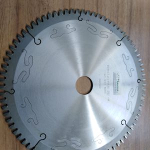 Disco D254 x 3,2/2,5 x d30 Z80 TP Neg. Aluminio - 00445