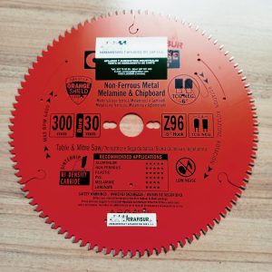 Disco D300 x 2,8 x d30 Z96 TP Neg. Aluminio - PVC - Melamina - 27630096